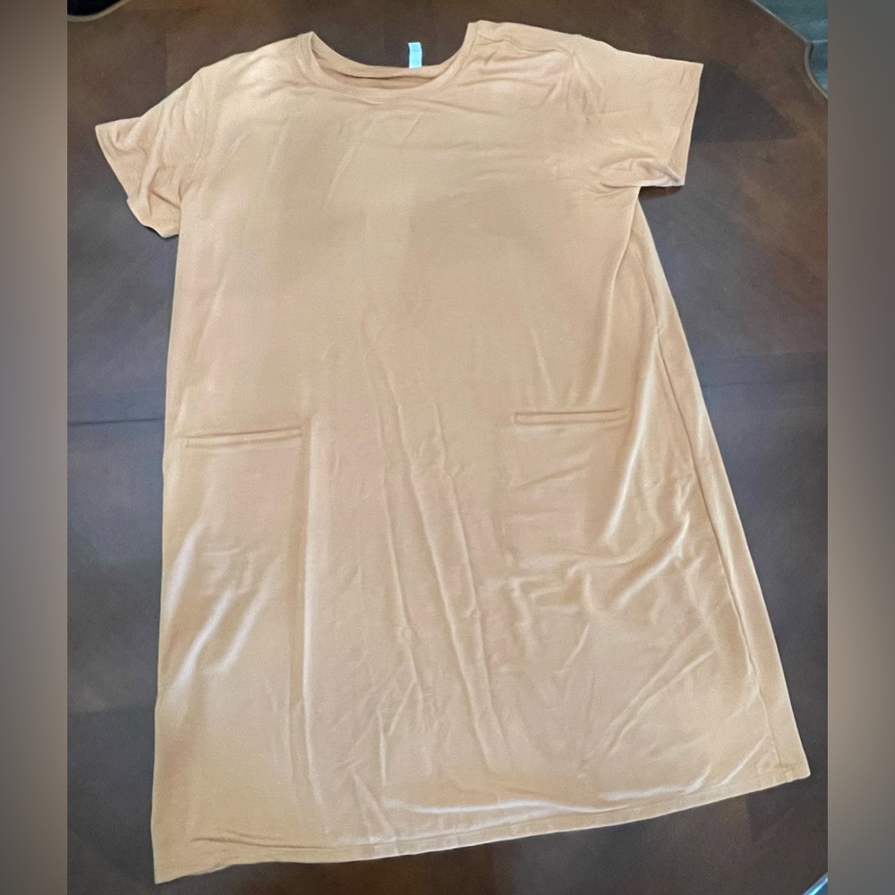 LOFT STYLUS sz XL Tan T-Shirt Dress